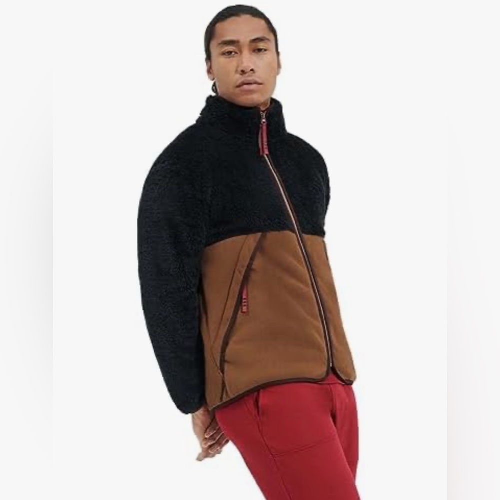 UGG‎ Men's Ledger Uggfluff Jacket in Tar/Chestnut.